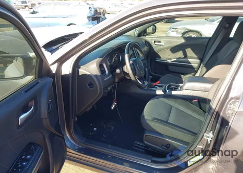 2022 Dodge Charger Sxt Rwd z USA, uszkodzony, nr VIN 2C3CDXBGXNH263947